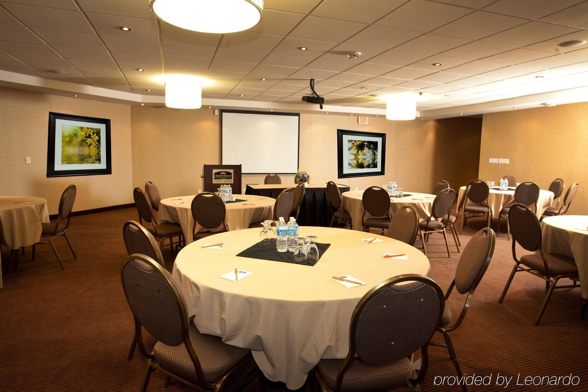 Park By Radisson Toronto-markham 3*